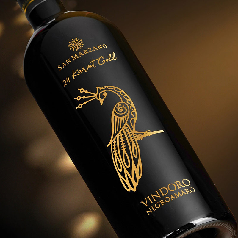 Rượu Vang Ý Con Công Vindoro 24 Karat Gold